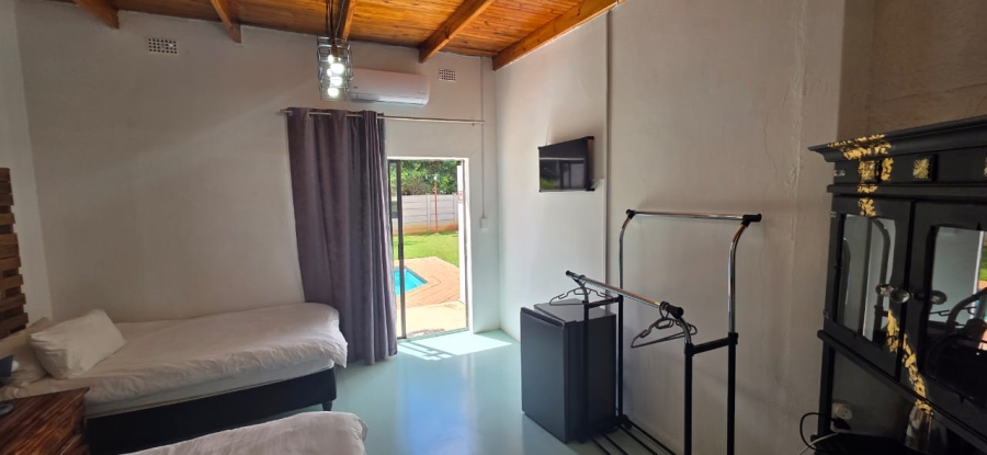 4 Bedroom Property for Sale in Flamwood North West